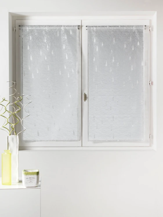 Par de pequenas cortinas de organza jacquard com motivos de gotas