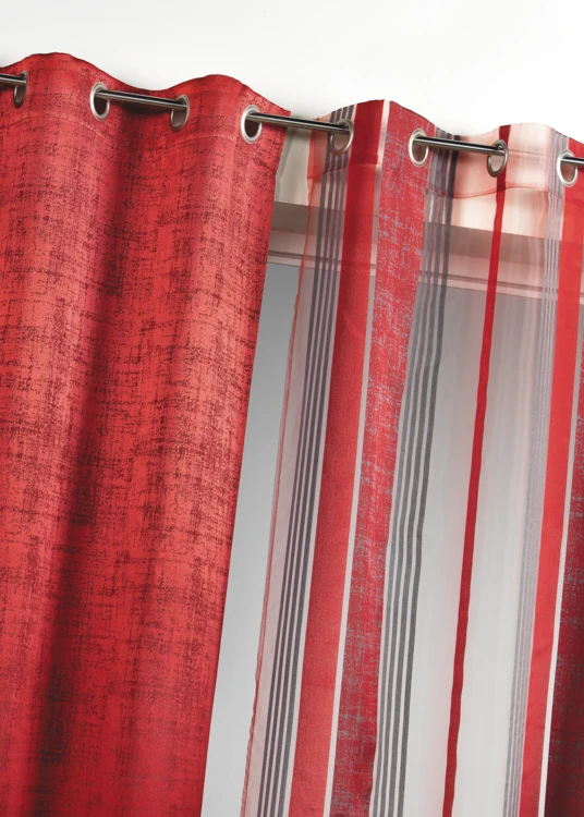 Cortina de organza com riscas jacquard