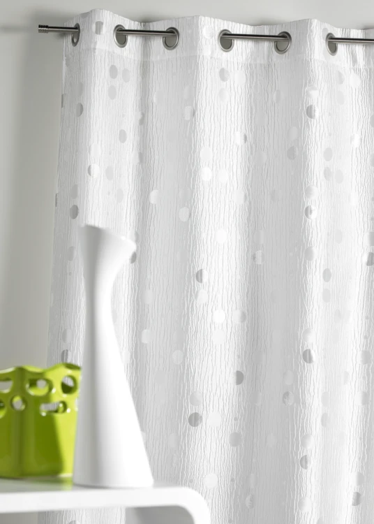 Cortina em jacquard amarrotado com motivos circulares