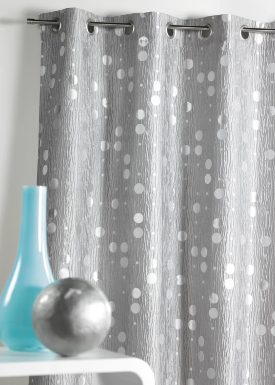 Cortina em jacquard amarrotado com motivos circulares