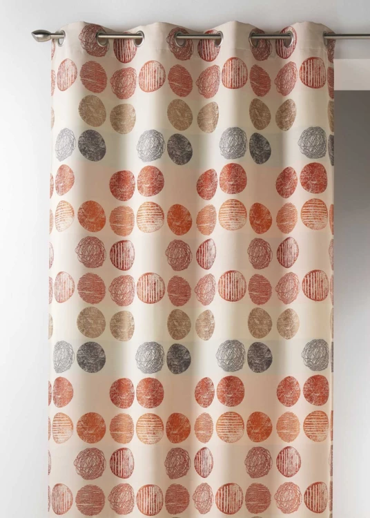 Cortina jacquard com riscas horizontais e bolinhas