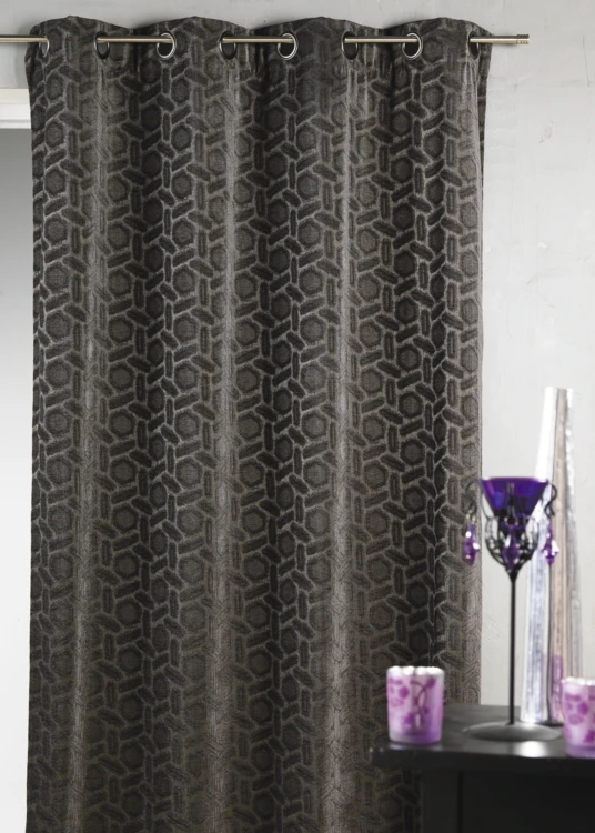 Cortina opaca de jacquard con estampado geométrico