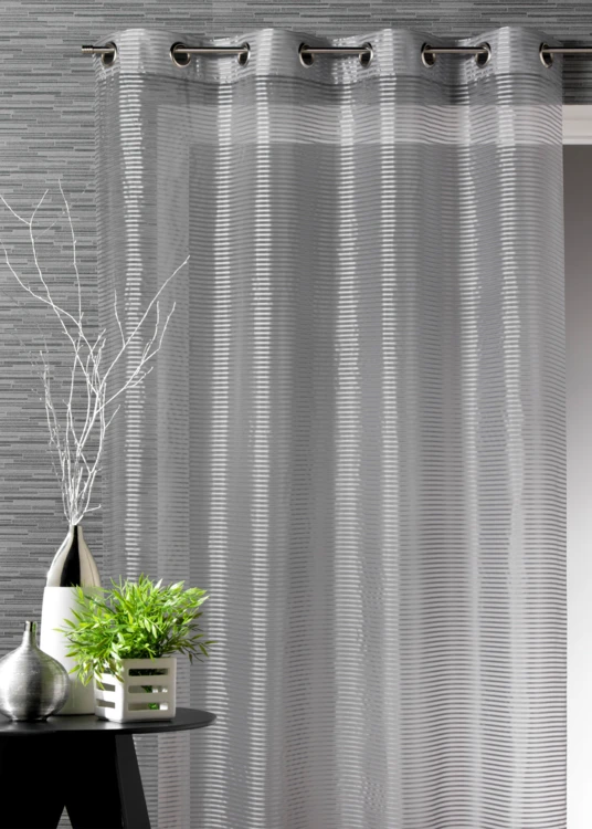 Voile de organza com riscas horizontais