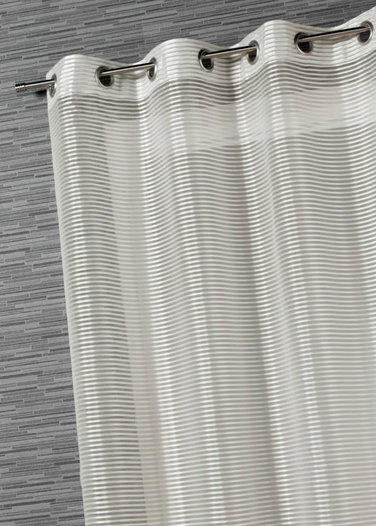 Voile de organza com riscas horizontais
