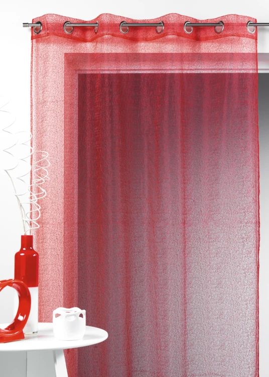 Cortina difusora de organza bordada con ojales