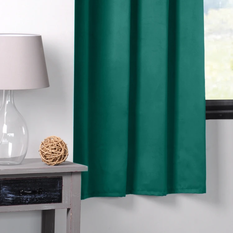 Cortina blackout simples 210gr/m2