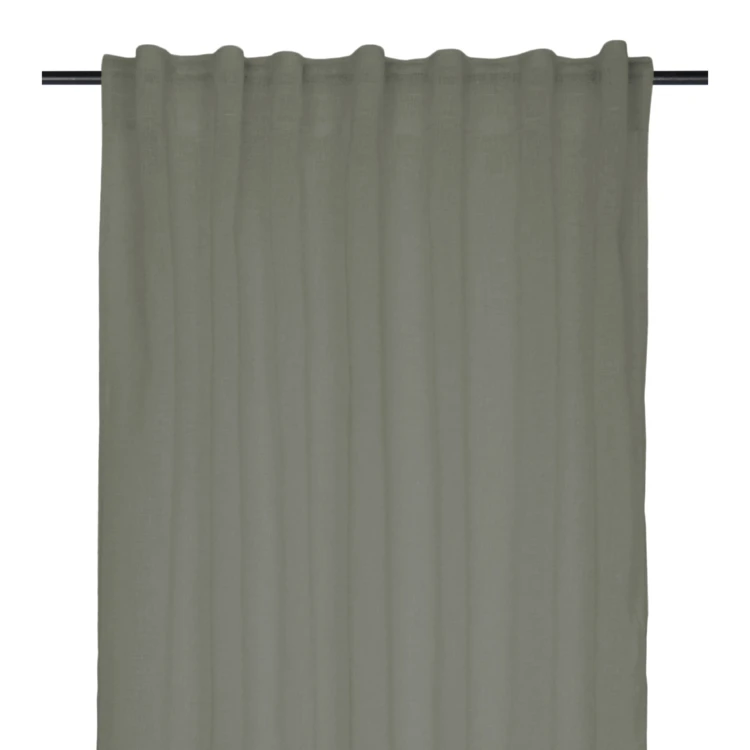 Plain sheer with concealed loops