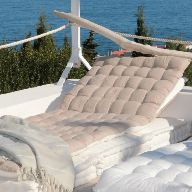 Matelas d'assisse extérieur