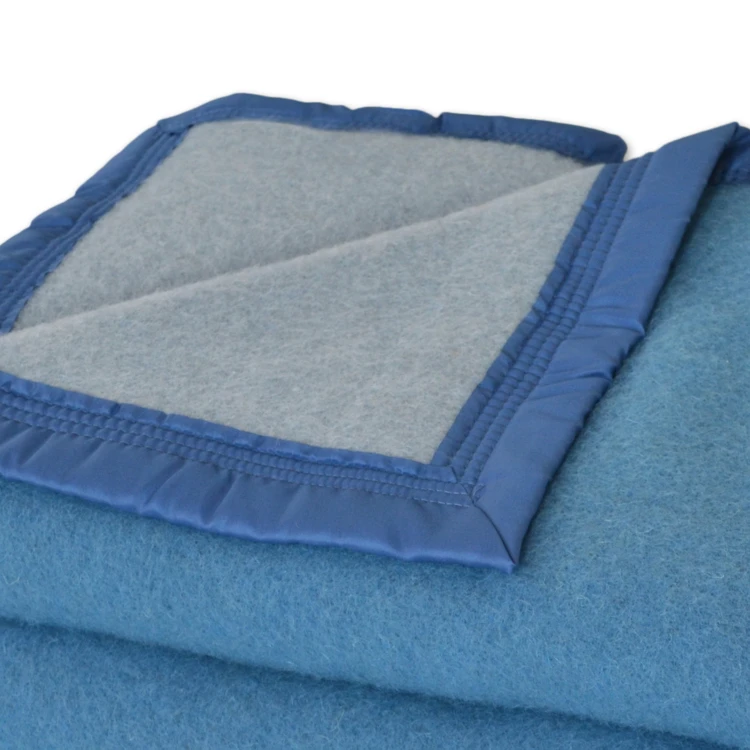 Deken van 100% zuiver scheerwol 500g/m²