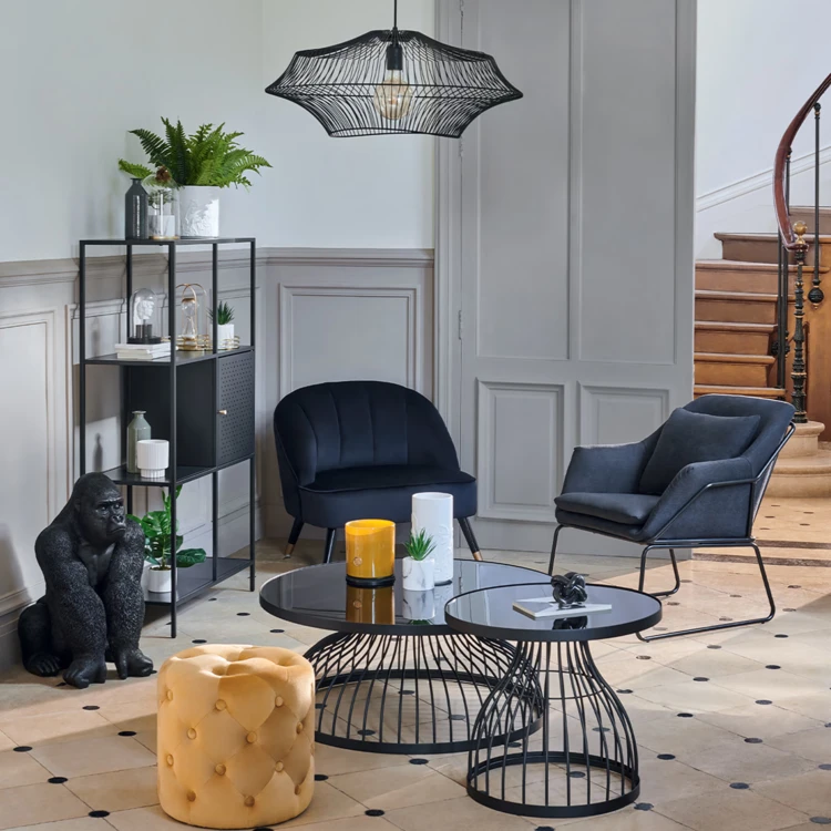Table café en acier avec plateau rond