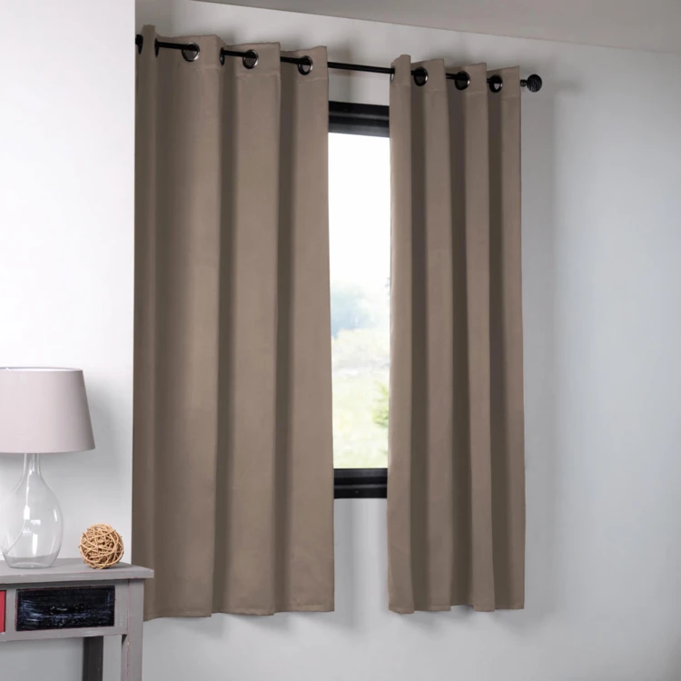 Cortina blackout simples 210gr/m2