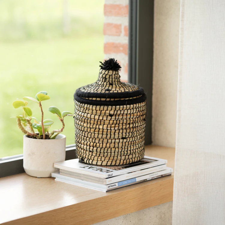 Panier avec couvercle laine
