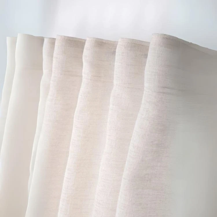 Plain sheer with concealed loops