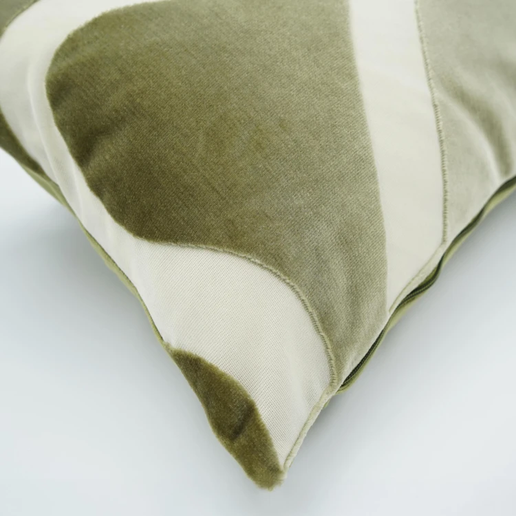 Coussin rectangulaire en velours à motif abstrait