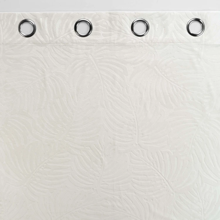 Cortina opaca de terciopelo en relieve