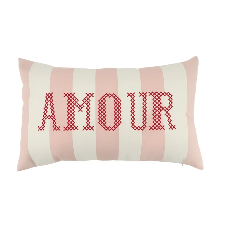 Coussin polylin rectangulaire "amour" brodée