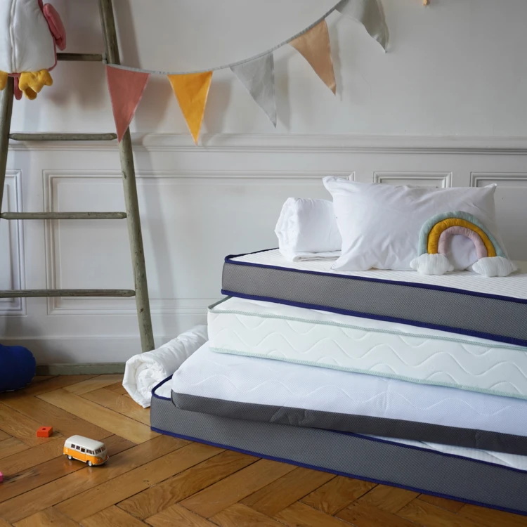 Matelas bébé face été / face hiver en coton bio soutien ferme