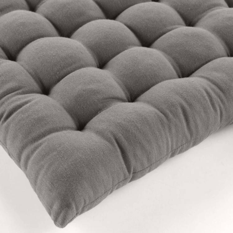 Gesteppte Sitzfläche aus Baumwolle und recyceltem Polyester