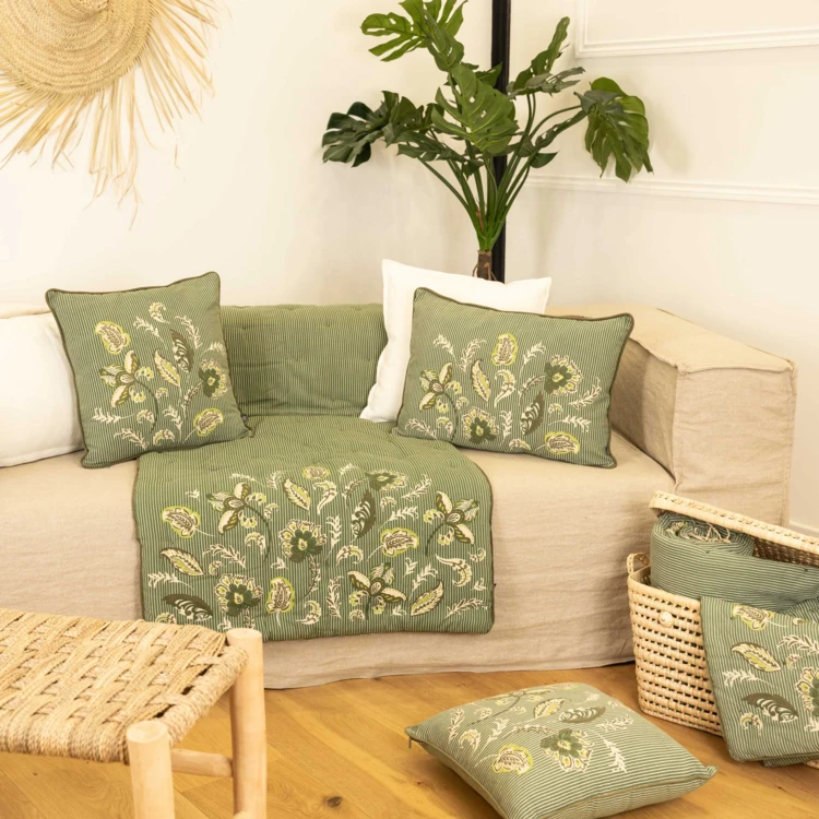 Coussin décoratif en polylin motif floral