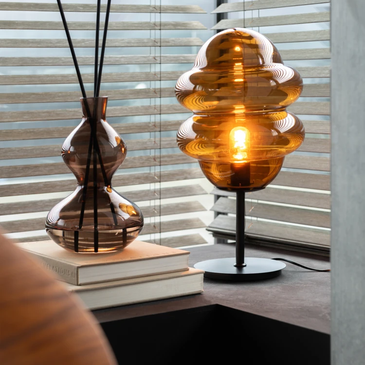 Tafellamp van rookglas, vintage ontwerp