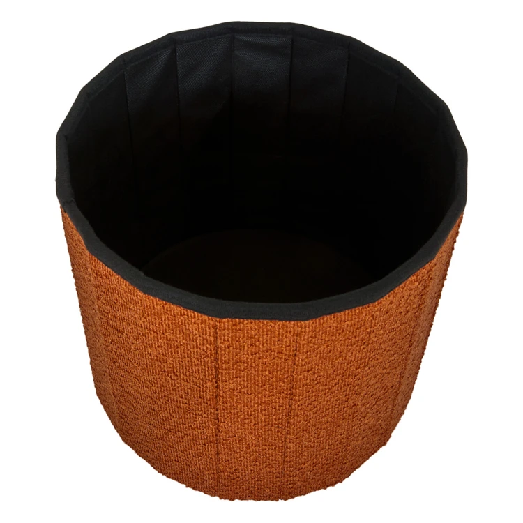 Puf plegable con espacio de almacenamiento integrado