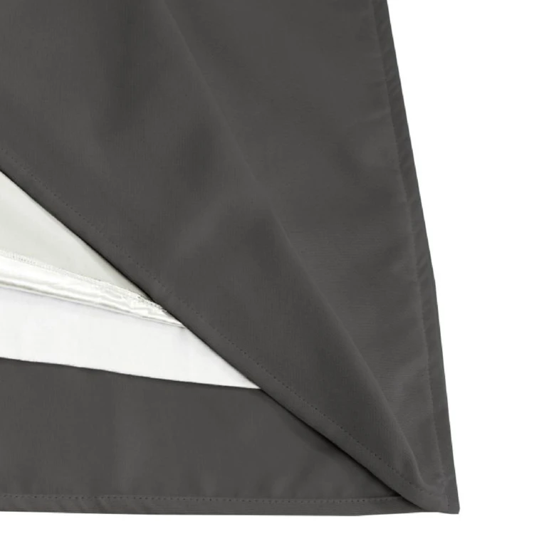 Cortina divisória com trança e bainha