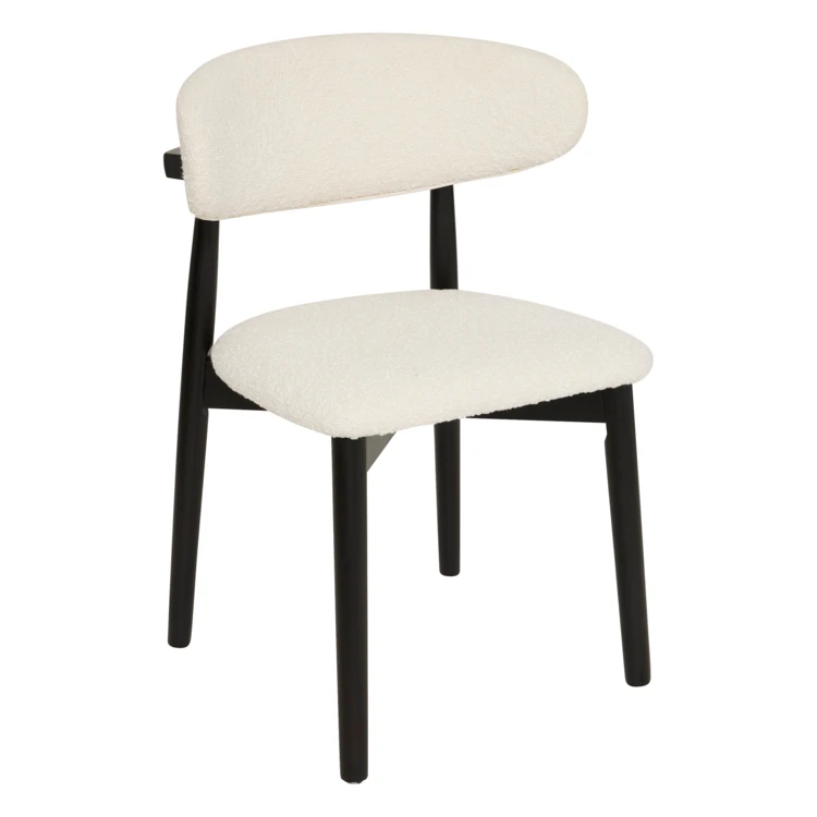 Silla de madera maciza con respaldo acolchado