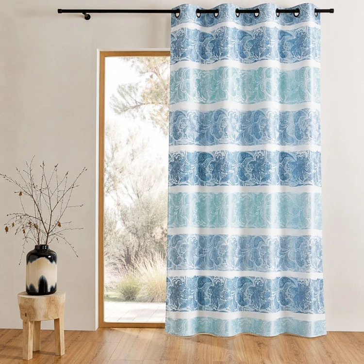 Cortina opaca de jacquard con rayas horizontales