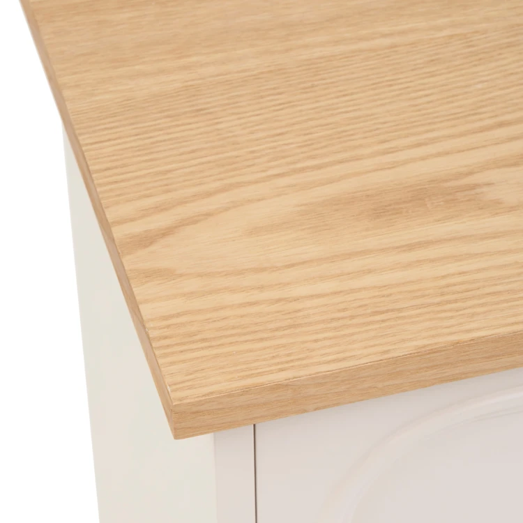 Nachttisch aus Holz mit einer Schublade und einer Platte aus Esche