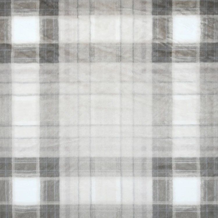 Plaid mit schottischem Karomuster in Felloptik