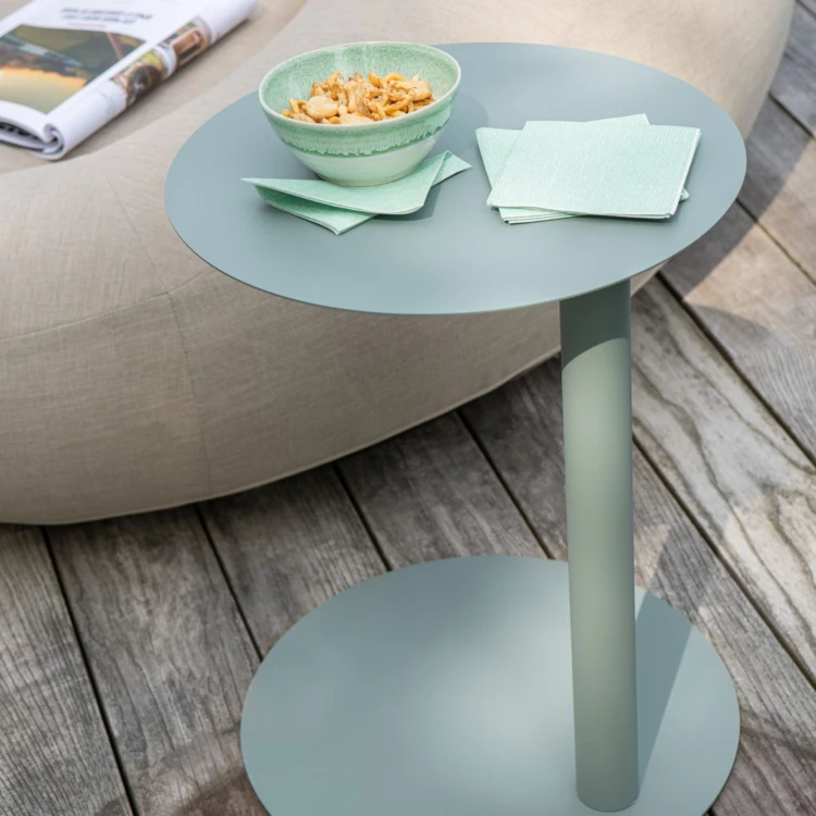 Table basse métal style bistrot