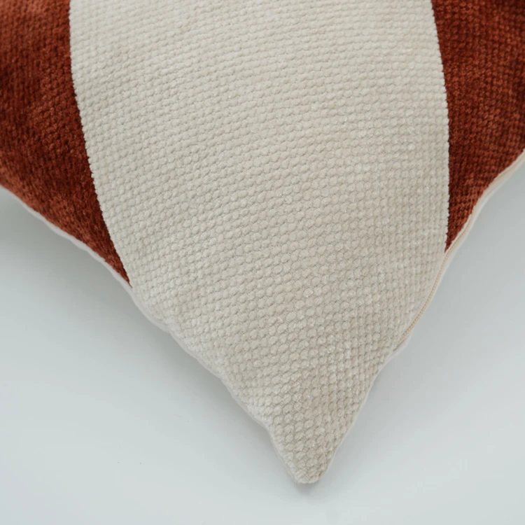 Coussin rectangulaire en velours chenille à motif graphique