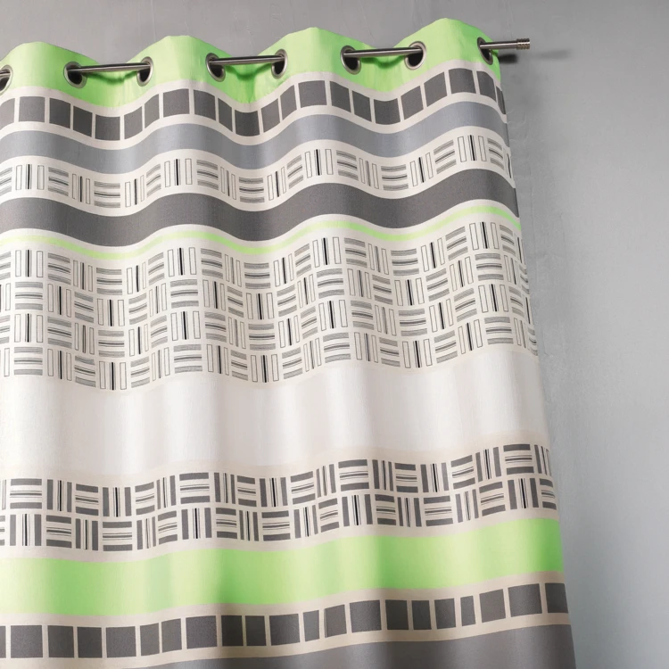 Rideau obscurcissant en jacquard design à rayures horizontales