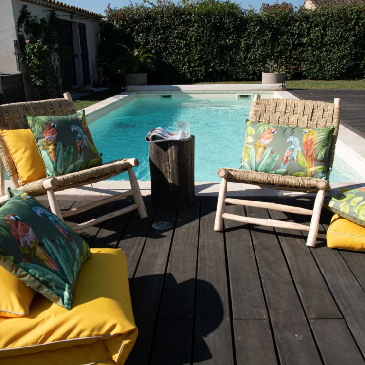 Coussin outdoor imprimé perroquets