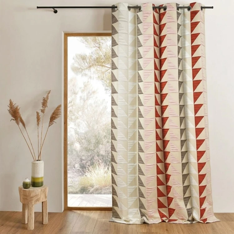 Cortina jacquard opaca com estampados triangulares