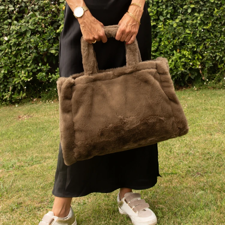 Sac cabas effet doudou avec fermeture aimantée