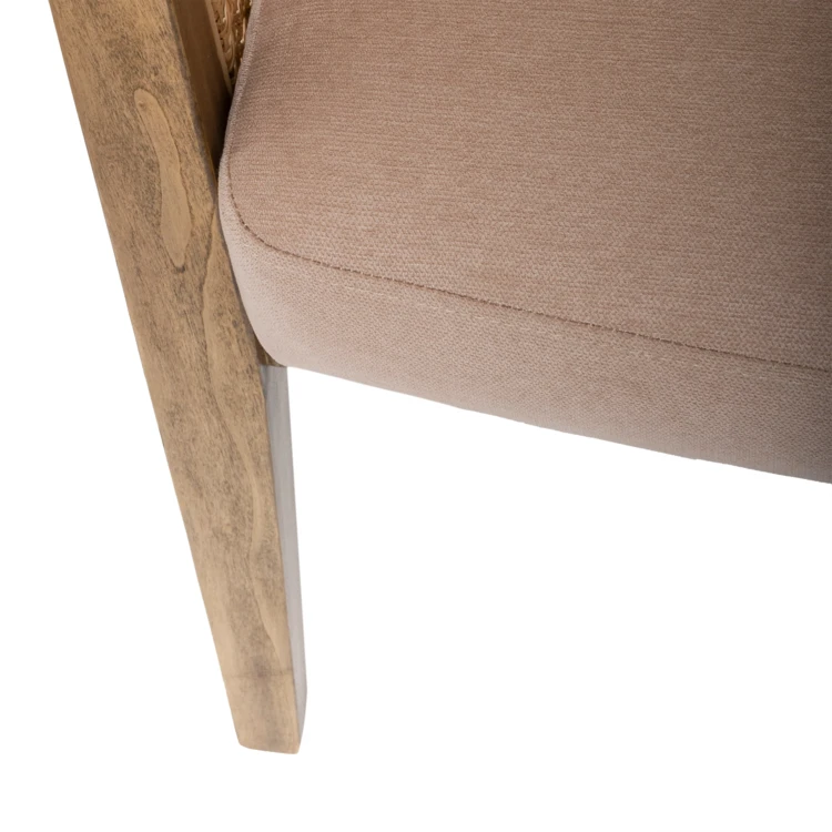 Sessel mit Rohrgeflecht und Holzgestell