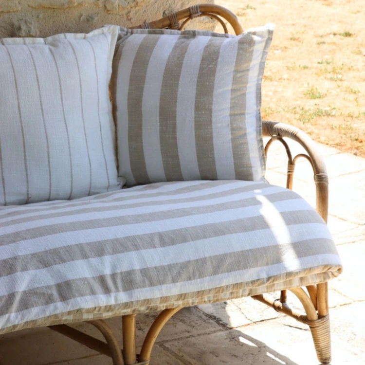 Copricuscino 100% cotone double-face a righe e percalle LOURMARIN