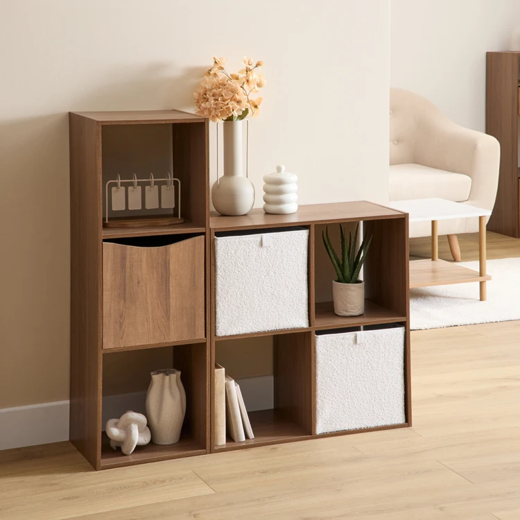Regal mit 3 Fächern aus Spanplatten in Holzoptik