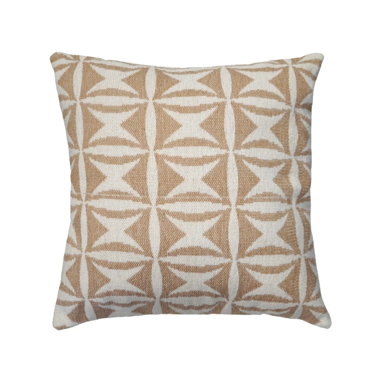 Almofada decorativa em jacquard com padrão geométrico
