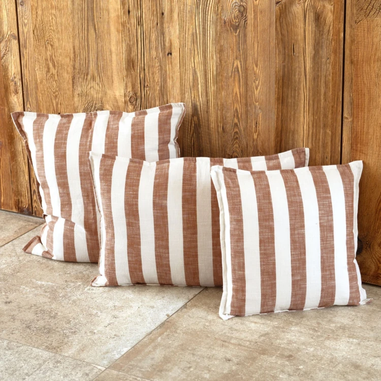 Copricuscino 100% cotone double-face a righe e percalle LOURMARIN