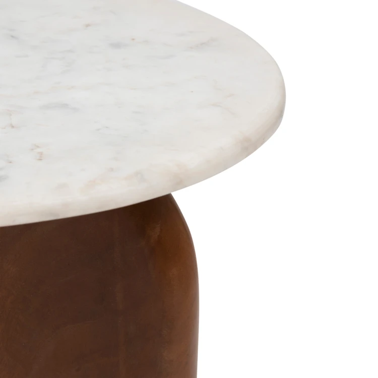Mesa de café em mármore com base em madeira