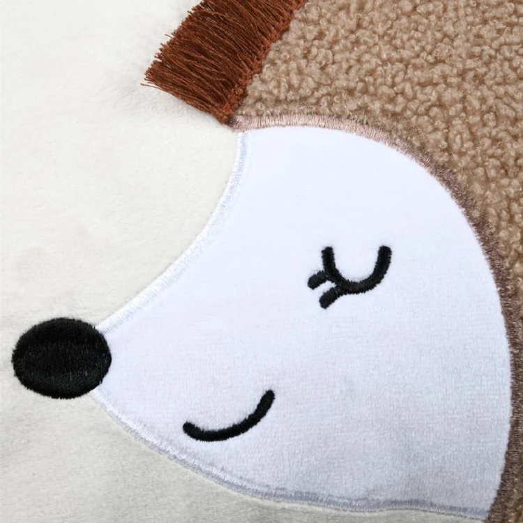Coussin rectangulaire enfant hérisson