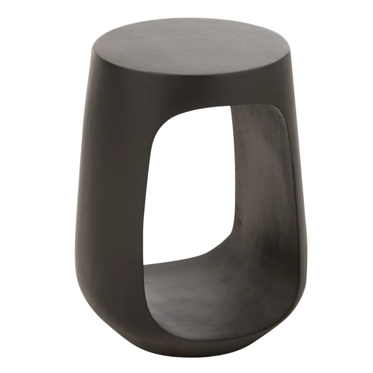 Couchtisch aus Mangoholz mit modernem Design