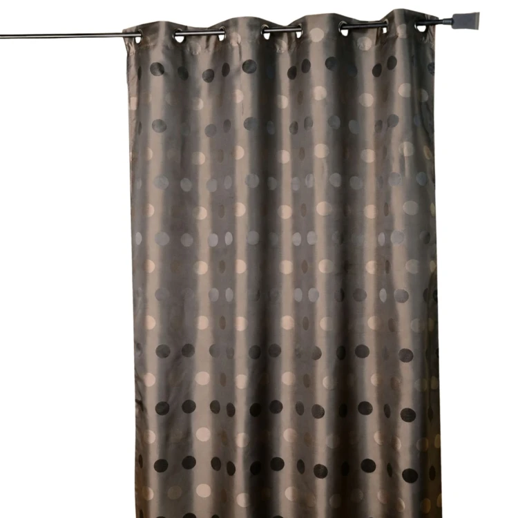 Cortina jacquard com bolinhas tom sobre tom