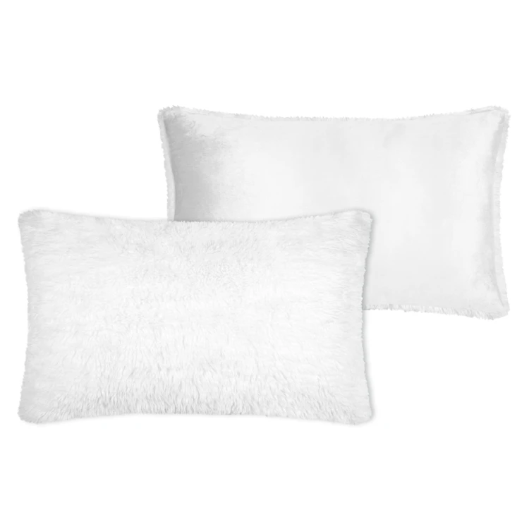 Coussin ultra doux imitation fourrure