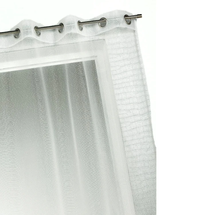 Organza voile met fijne horizontale strepen