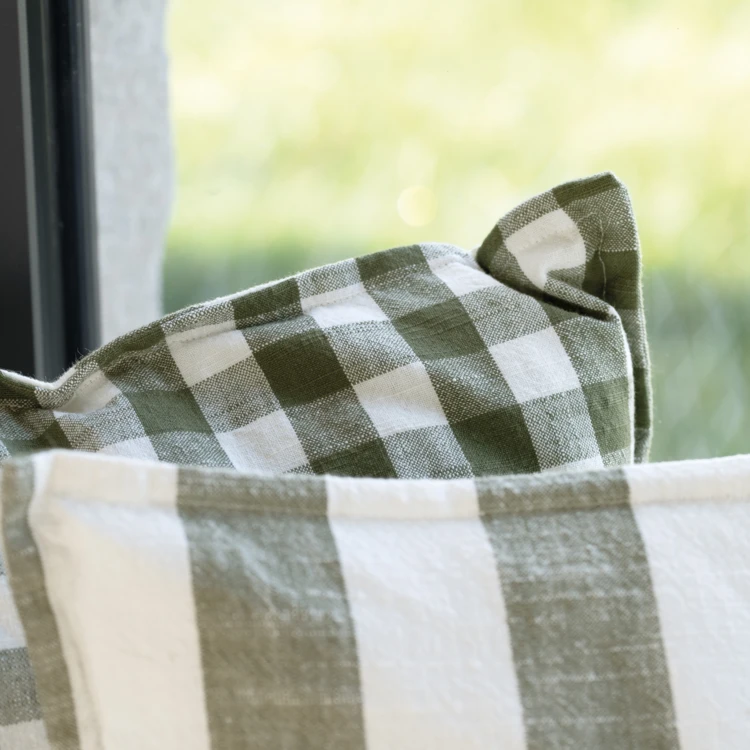 Copricuscino 100% cotone double-face a righe e percalle LOURMARIN