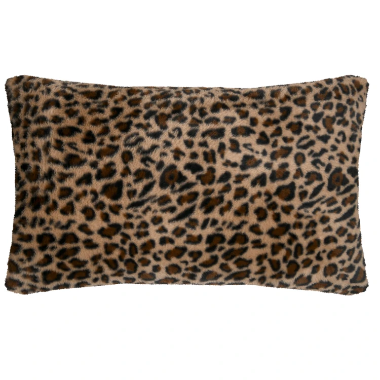 Cojín con estampado de leopardo
