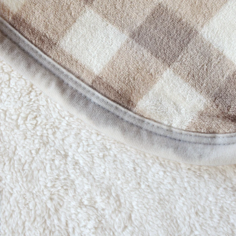 Capa de sofá e de cama de lã em xadrez